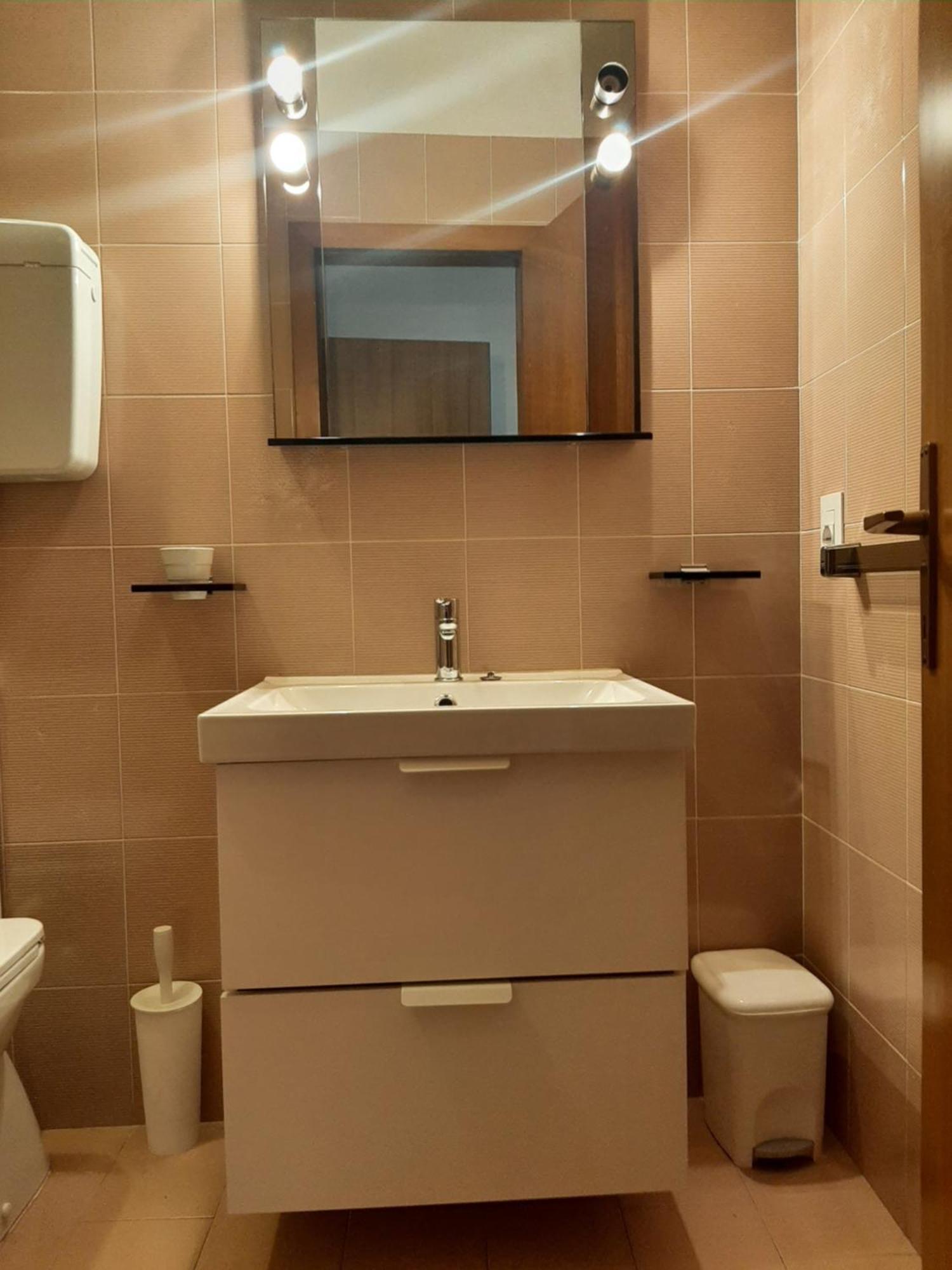 Camere Porto Vecchio Con Parcheggio A Pochi Passi Dal Castello Malcesine Habitación foto