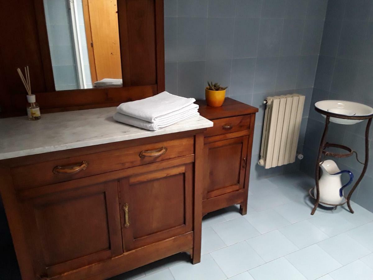 Camere Porto Vecchio Con Parcheggio A Pochi Passi Dal Castello Malcesine Exterior foto